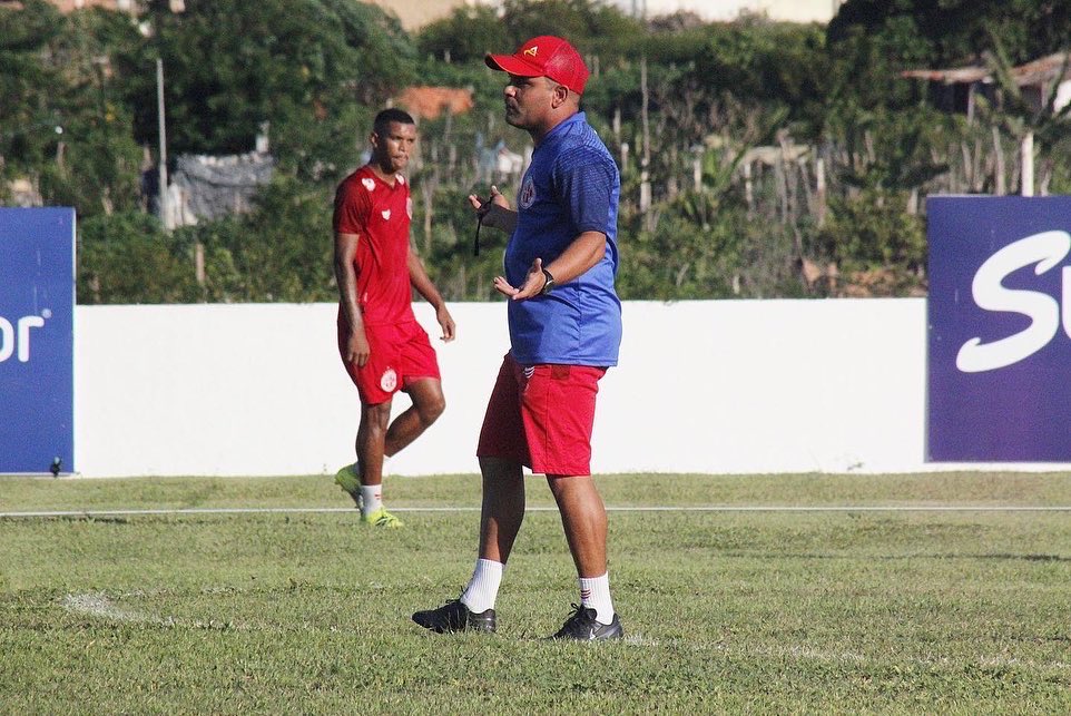 Técnico do América reclama de ‘folga’ do ABC na rodada do estadual: ‘Se é pra um, é pra todo mundo’