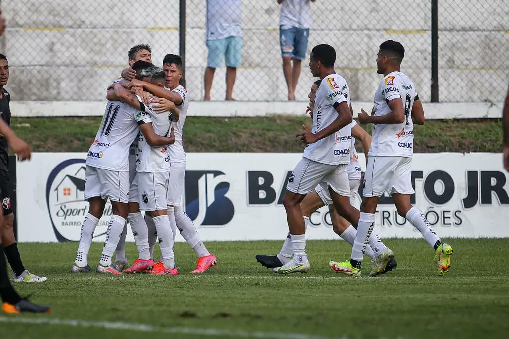 ABC vence o Santa Cruz e volta à liderança do 1º turno do Campeonato Potiguar