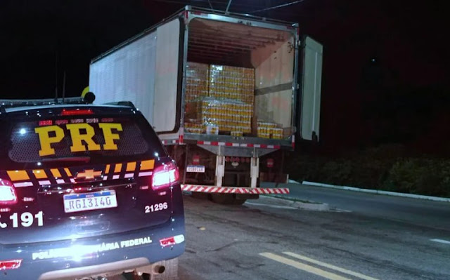 PRF apreende carga de cerveja sendo transportada sem nota fiscal no RN
