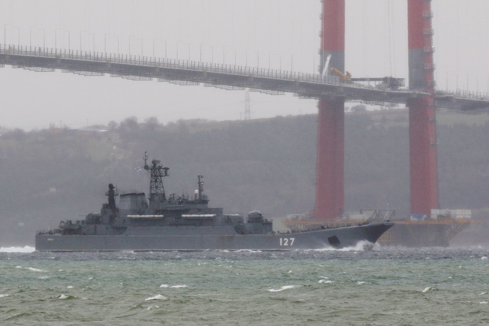 Rússia envia navios de guerra para o Mar Negro
