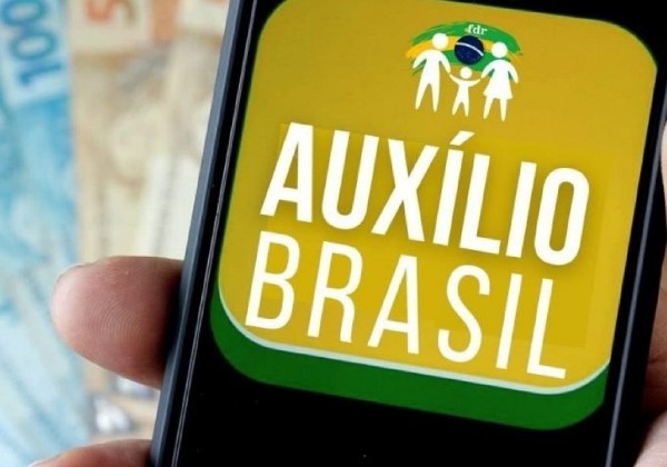 Governo apresenta calendário para recebimento do Auxílio Brasil