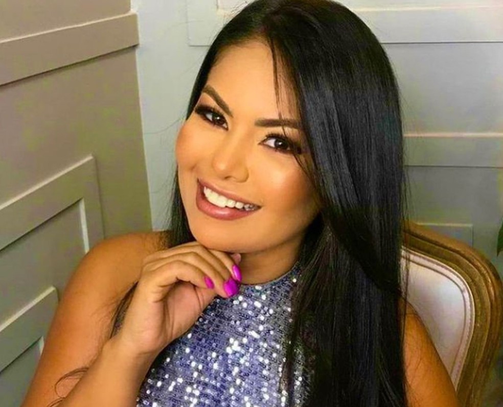 Cantora de famosa banda de forró é internada com problemas renais