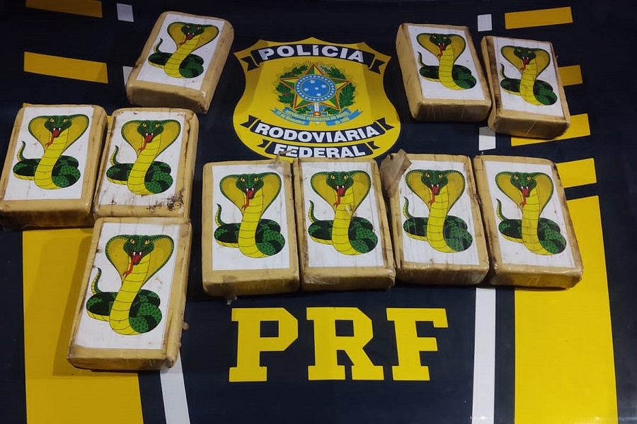 Casal é detido na Grande Natal transportando 10 kg de pasta base de cocaína