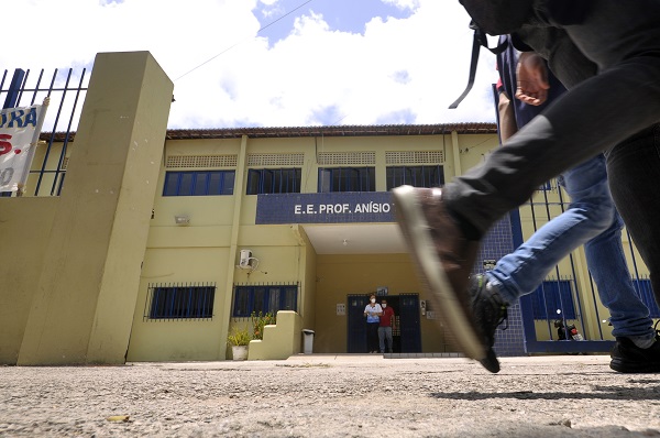 Estudantes reclamam da greve na rede estadual, após dois anos de aulas virtuais
