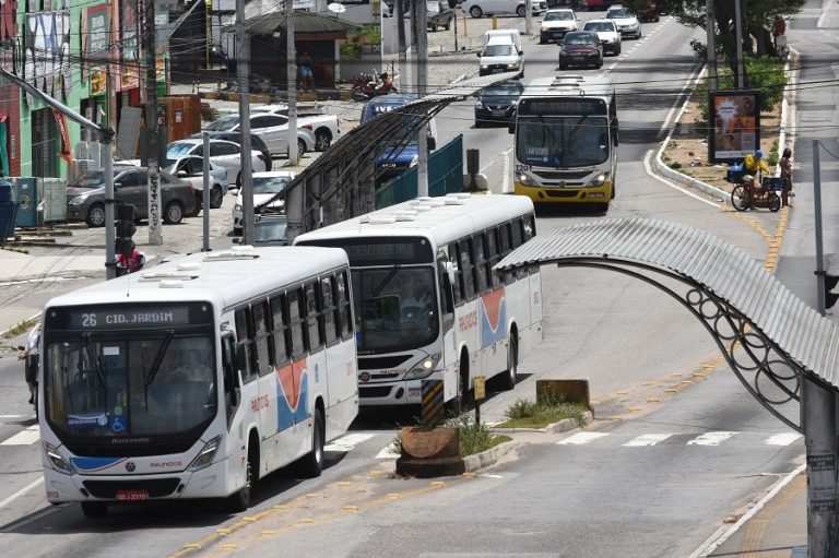 Licitação do transporte será lançada em março, diz STTU