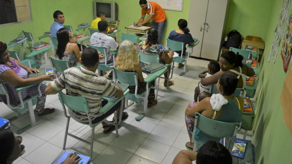 Educação de Jovens e Adultos apresenta inovações no ano letivo
