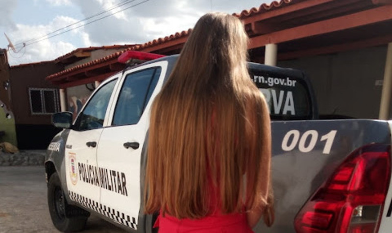 Garota de programa é suspeita de receber R$ 600 para entregar carro roubado no interior do RN