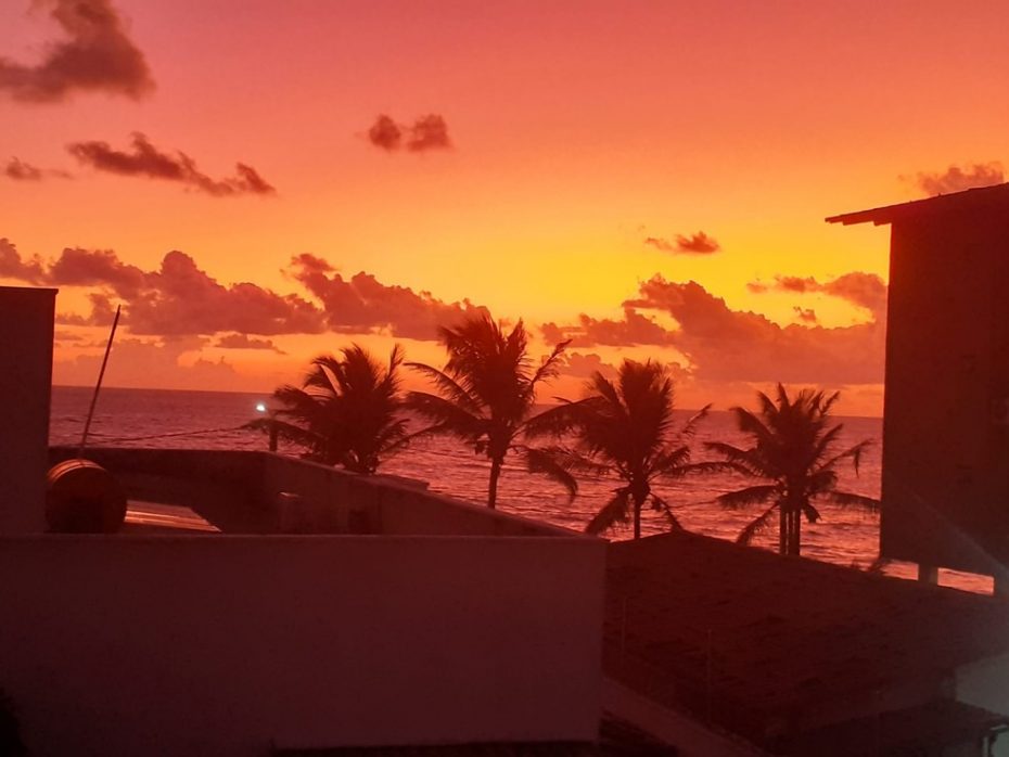 Céu amanhece com coloração diferente em Natal e interior do RN; entenda o motivo