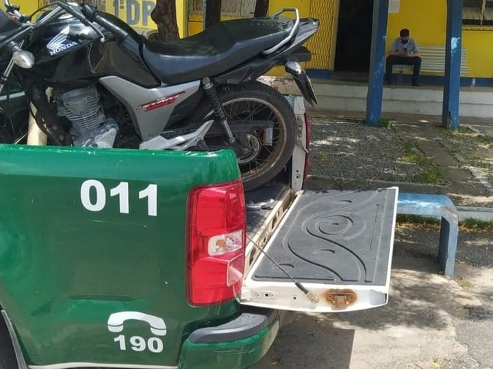 Moto Honda roubada em Upanema RN é recueprada pela Polícia Ambiental em Mossoró