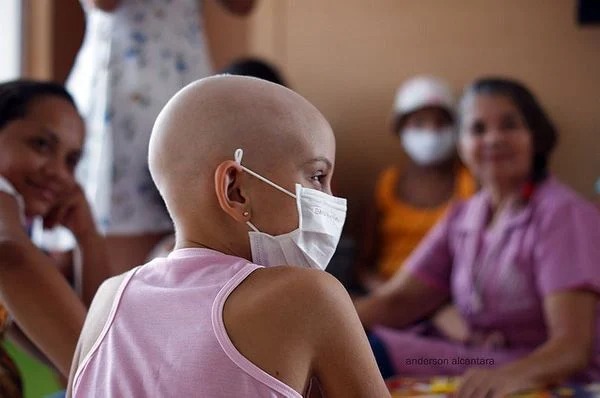 Brasil registra mais de 8 mil novos casos de câncer infantojuvenil por ano