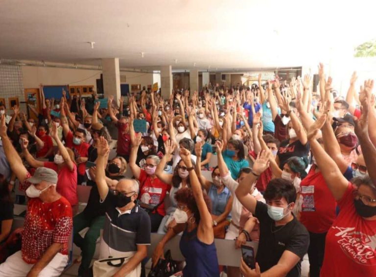 Professores da rede estadual rejeitam nova proposta do Governo e greve continua no RN