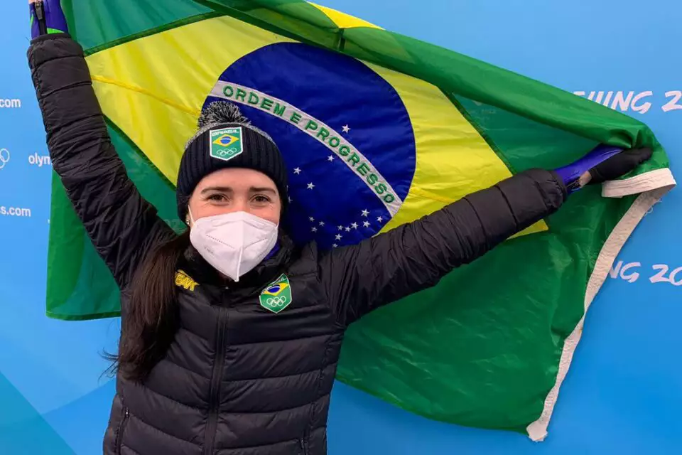 Nicole Silveira é a melhor brasileira na história dos jogos olímpicos de inverno