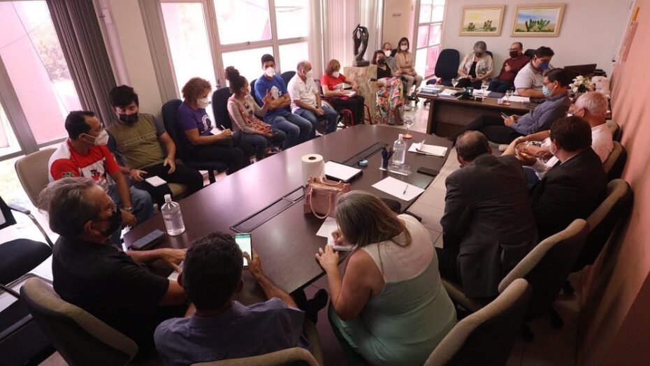 Educadores do RN rejeitam proposta do governo e decidem entrar em greve a partir desta terça feira