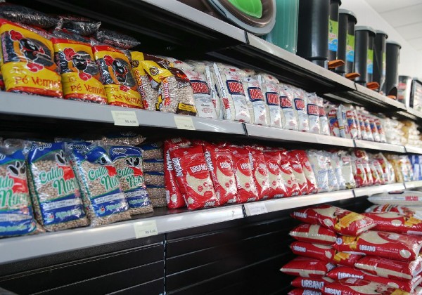 Faturamento da indústria de alimentos fecha 2021 com alta de 17%