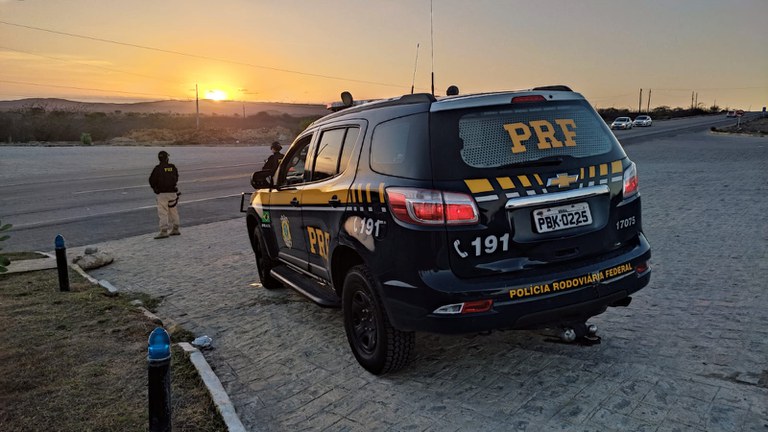 PRF prende homem por uso de documento falso em Caicó/RN