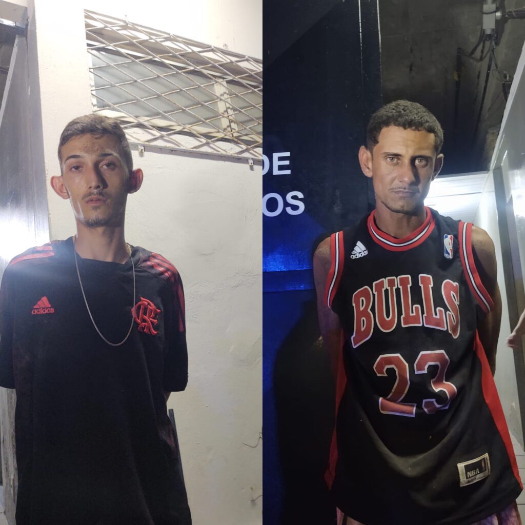 Dois homens são presos com simulacro