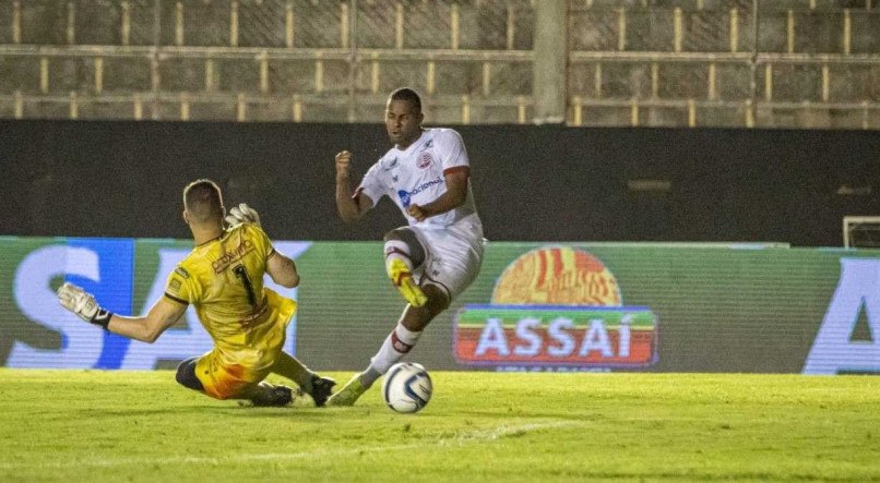 Globo perde para o Náutico e se despede da Copa do Nordeste