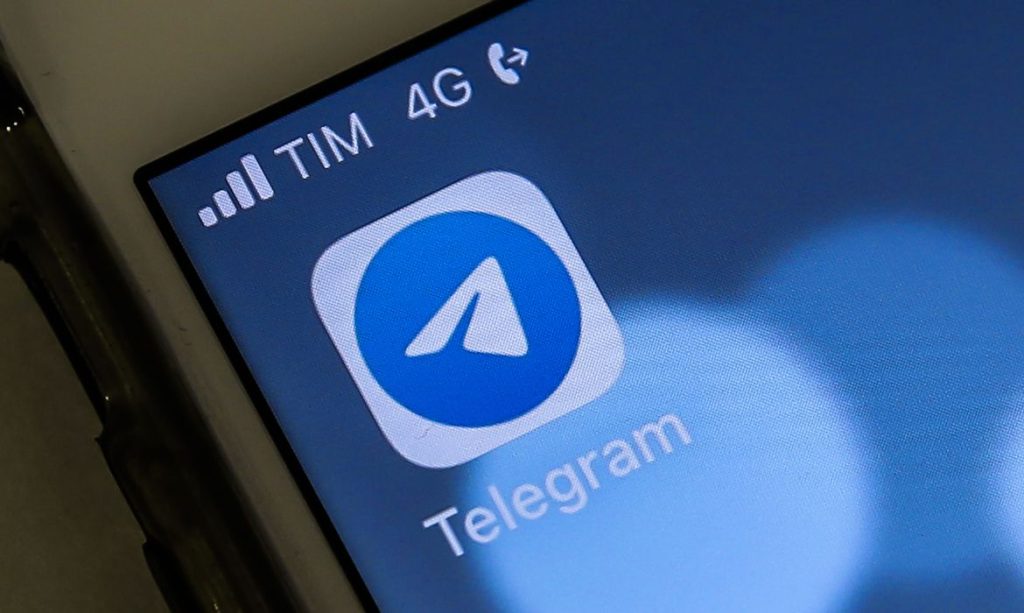 Telegram derruba canais ligados ao blogueiro Allan dos Santos