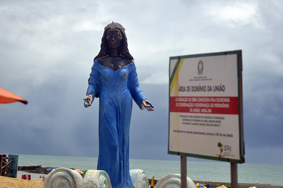 Restauração de estátua de Iemanjá, na Praia do Meio, começa segunda (28)