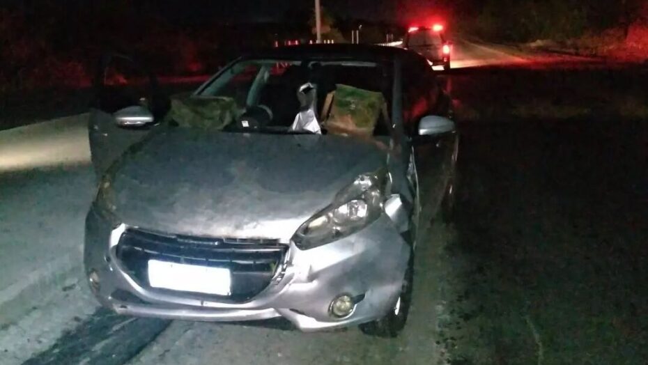Veículo é roubado por bandidos armados em arrastão a granja na Reta Tabajara, na Grande Natal