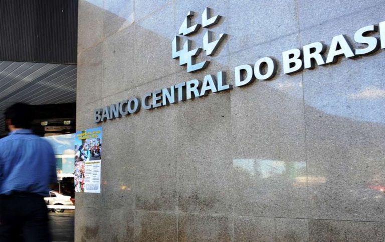 Banco Central: servidores ameaçam com “greve severa” e paralisação do Pix