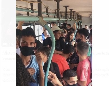 Estudantes denunciam superlotação de ônibus escolares em Parnamirim
