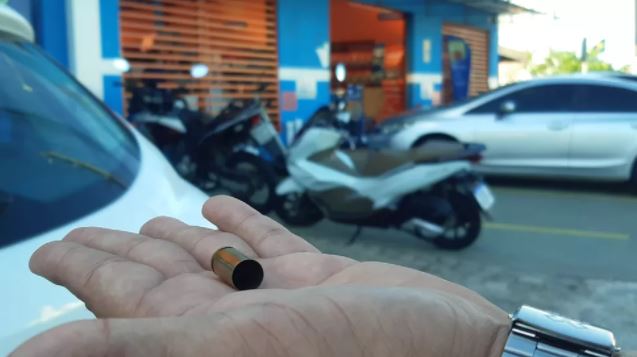 Funcionários terceirizados da Cosern são alvos de tiros enquanto cortavam energia elétrica de pet shop em Natal