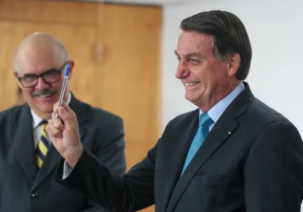 Presidente deve lançar pré-candidatura à reeleição no dia 26
