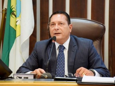 Garibaldi confirma que Ezequiel aguarda resultado de pesquisas internas para definir candidatura