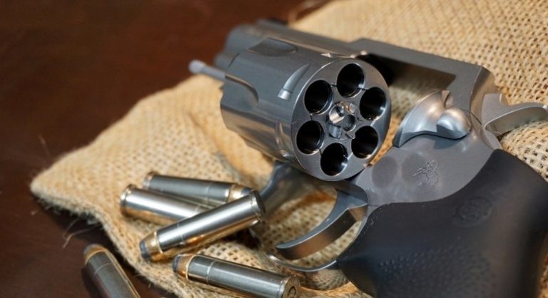 Nacional PL das armas pode liberar armamento a mais de 166 mil, diz consultoria do Senado