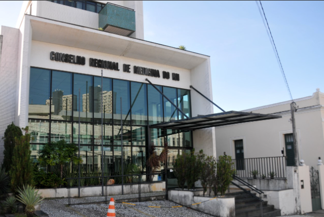 Conselho de Medicina do RN alerta profissionais sobre golpes usando nome da instituição