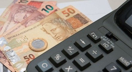 Em meio a guerra e alta dos combustíveis, Banco Central deve subir nesta quarta-feira taxa básica de juros para 11,75%