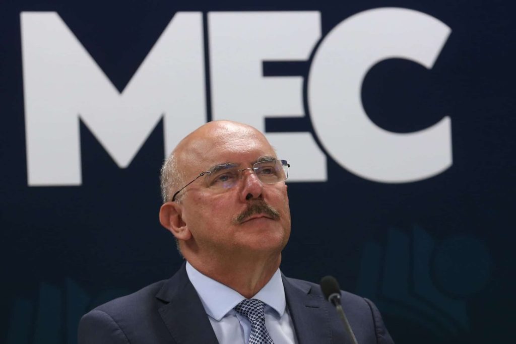 Em gravação, ministro da Educação admite priorizar prefeitos sugeridos por pastor