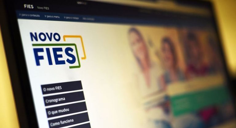MEC divulga lista dos aprovados no Fies 2022 nesta sexta-feira
