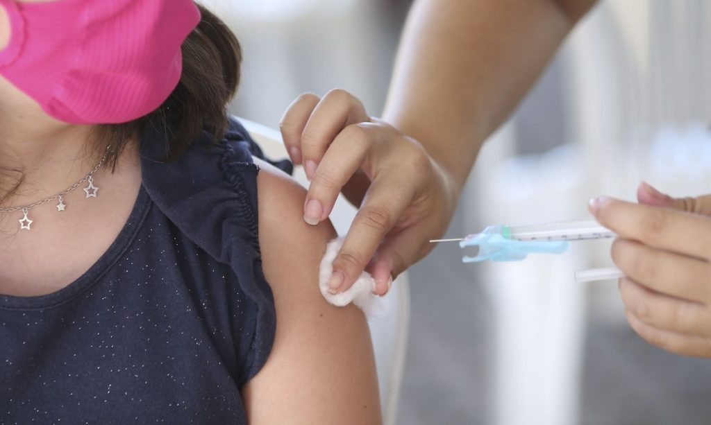 Campanha nacional de vacinação contra a gripe começa em 4 de abril