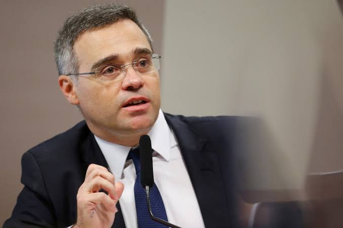 Mendonça sugere fim de inquérito sobre fake news no STF