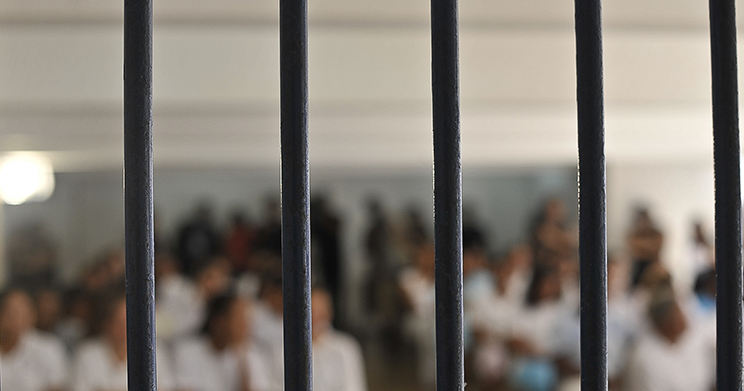 Briga em prisão termina com ao menos 20 mortos