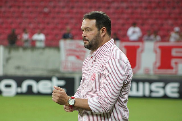 Técnico campeão pelo América-RN acerta com o Náutico de Recife
