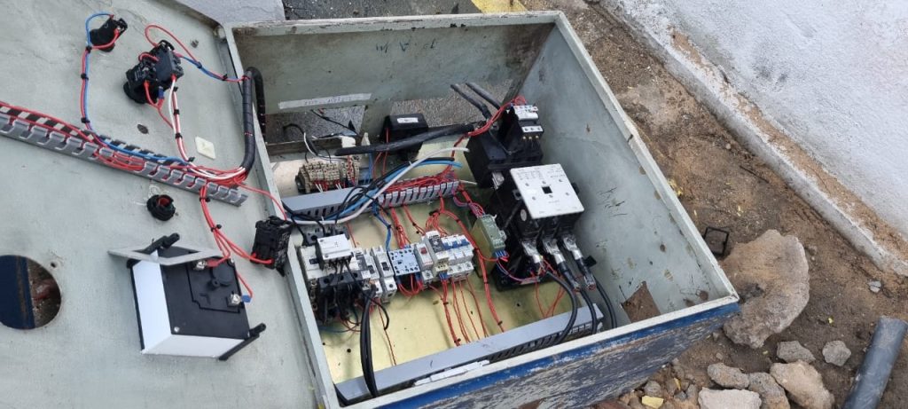 Bandidos furtam cabos de energia da Caern pela 3ª vez e atrapalham fornecimento de água em Natal