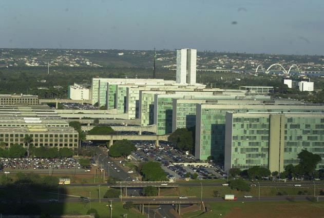 Governo Federal reserva R$ 11,7 bilhões para reajuste de servidores em 2023
