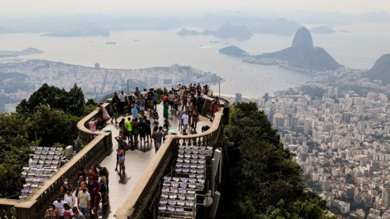 Turismo no Brasil fatura R$ 13,2 bilhões em fevereiro