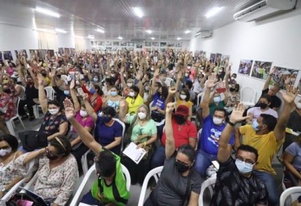 Assembleia na terça (19) vai avaliar movimento grevista dos educadores de Natal