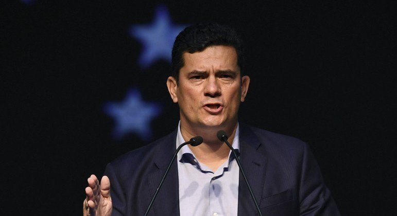 ‘Se eu fosse cúmplice, teria virado ministro do Supremo’, diz Moro