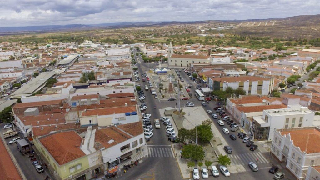 Mulher sofre sequestro relâmpago e é obrigada a dirigir para os suspeitos armados no RN