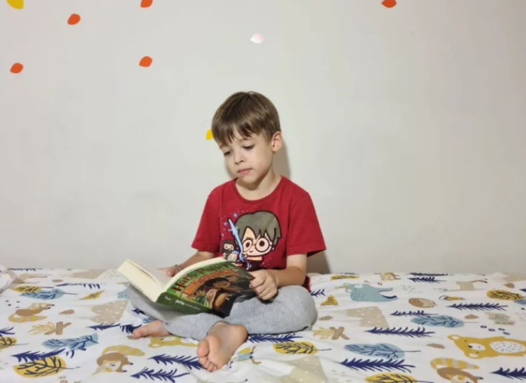 Menino de 5 anos é o brasileiro mais novo a entrar para clube mundial de pessoas com alto QI