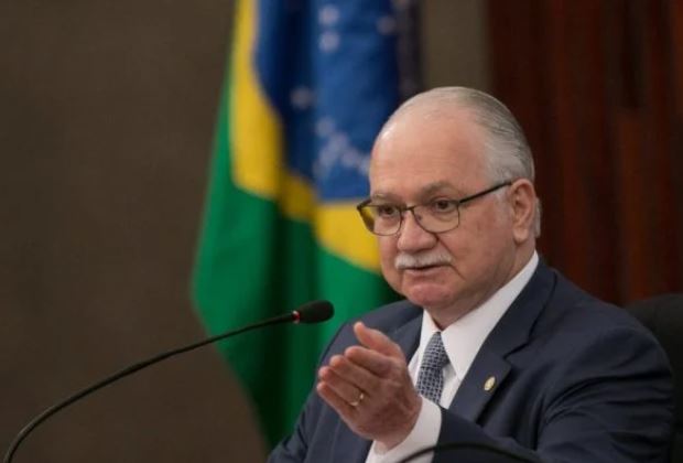 Fachin sobre Forças Armadas no processo eleitoral: “Colaboração, sim; intervenção, jamais”