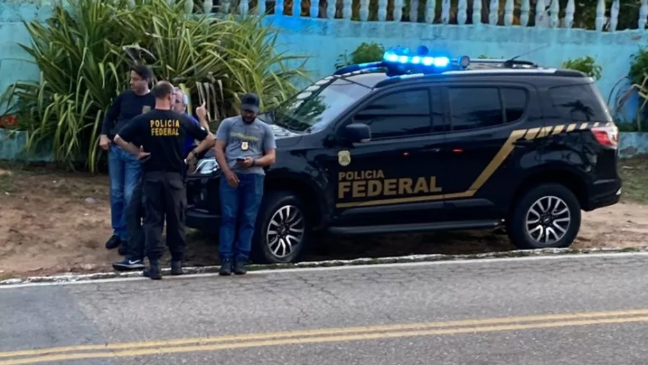 Policial federal tem arma roubada por bandidos durante ensaio fotográfico de gestante na Grande Natal