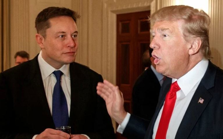 Trump diz que não volta para Twitter após Elon Musk comprar rede social