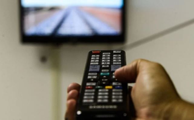 Governo Federal abre consulta para novas concessões de TV e rádio FM