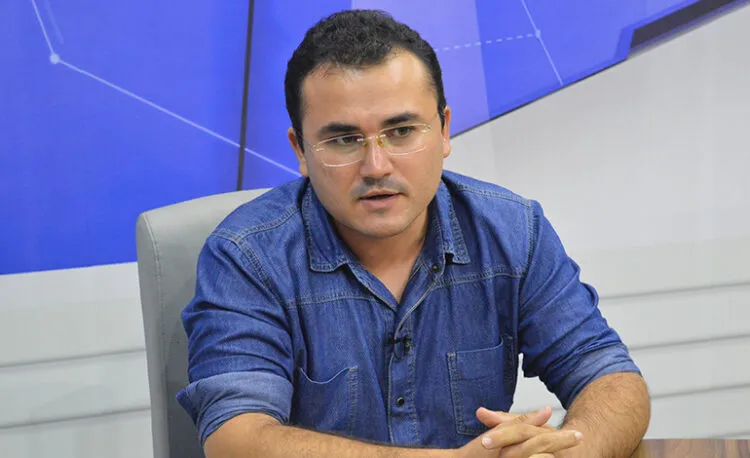 Depois de intenso debate, PSOL decide lançar Freitas Júnior pré-candidato ao Senado